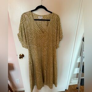WRAY NYC Beatrice dress in pistachio zebra swirl size XL